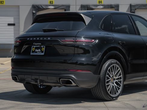 Used 2019 Porsche Cayenne AWD/4WD image 20