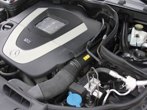 Used 2011 Mercedes-Benz C 300 4MATIC Sedan image 19