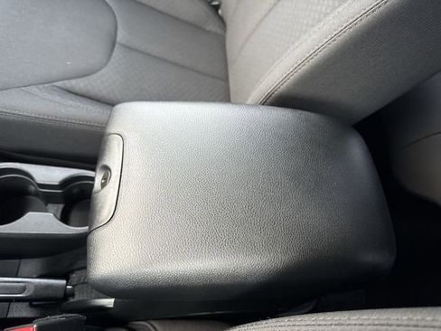 Used 2017 Jeep Wrangler Unlimited Sport w/ Quick Order Package 24S image 19