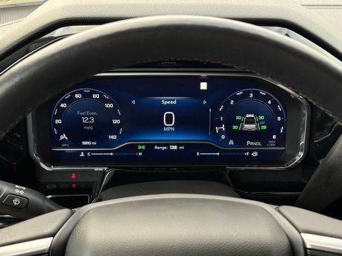 Used 2022 Chevrolet Silverado 1500 LT RWD image 14
