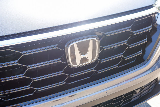 Used 2025 Honda CR-V EX-L image 12