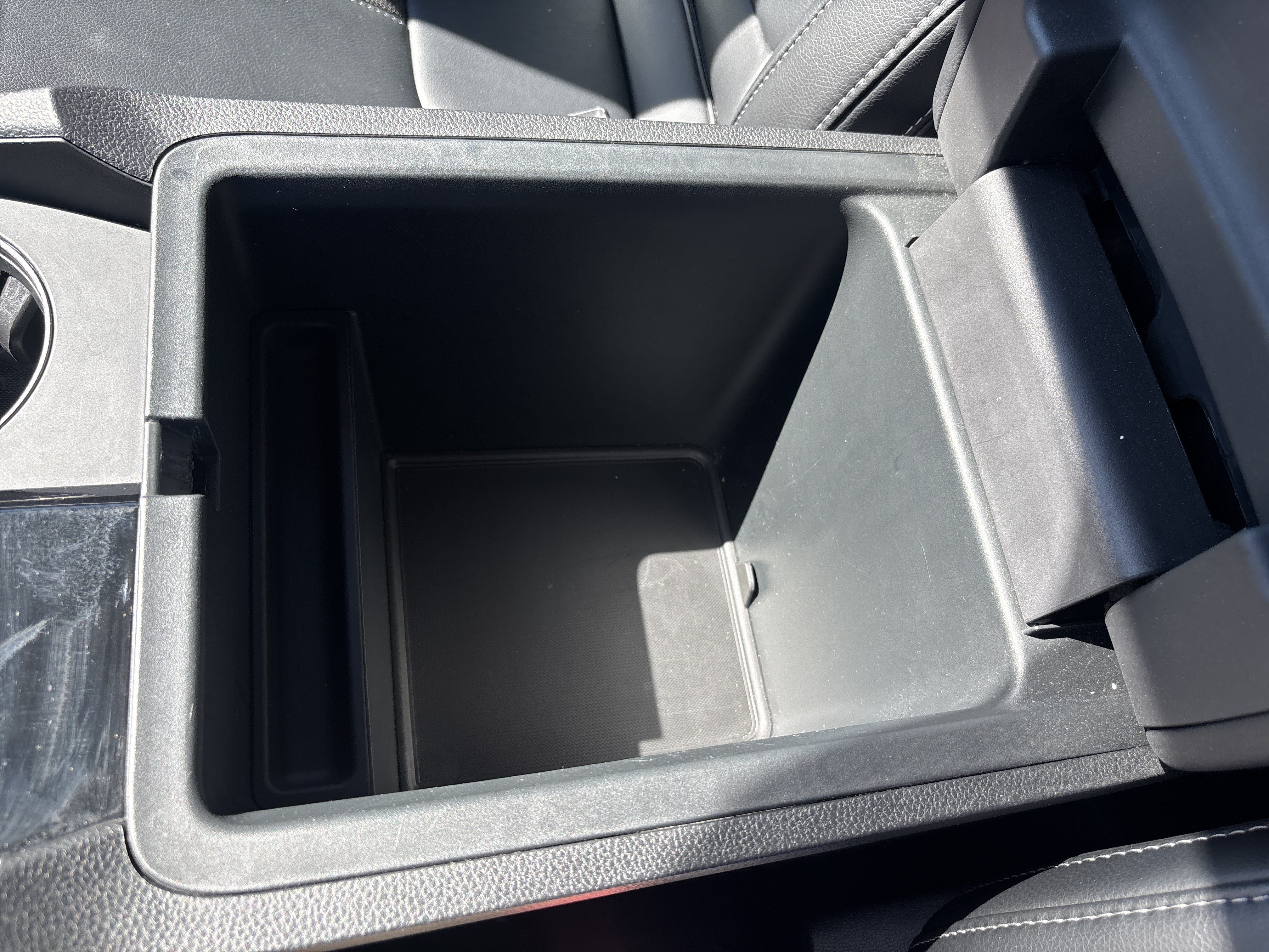 Used 2025 Honda Pilot EX-L image 16
