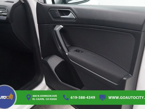 Used 2020 Volkswagen Tiguan S FWD image 15
