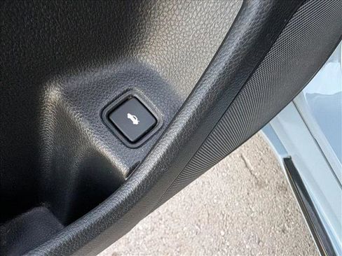 Used 2021 Honda Accord Touring image 30