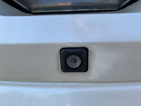 Used 2012 Chevrolet Avalanche LTZ image 51