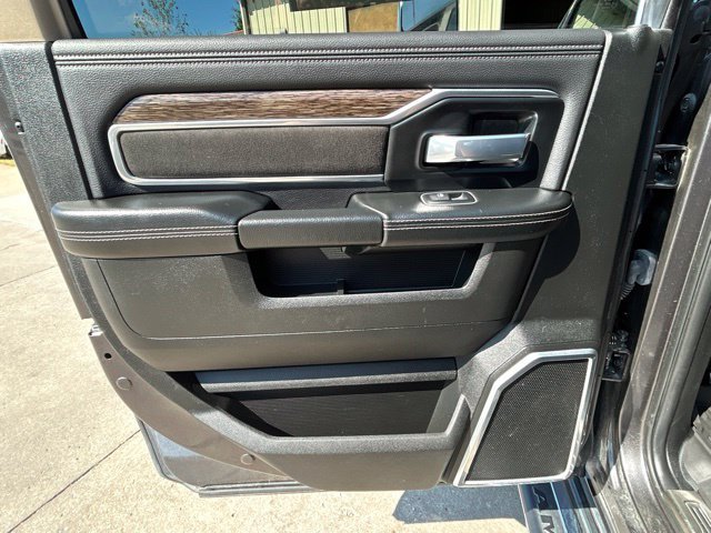 Used 2021 RAM 2500 Laramie w/ Snow Chief Group AWD/4WD image 14