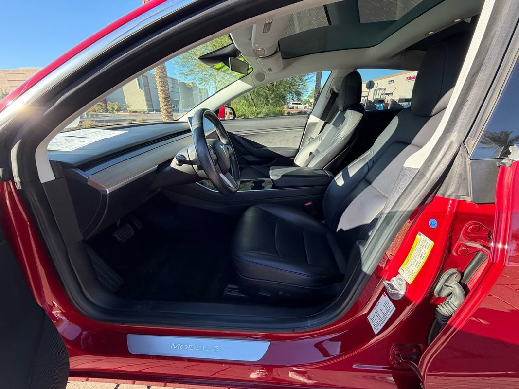 Used 2018 Tesla Model 3 Long Range RWD image 8
