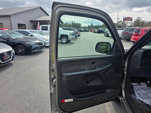 Used 2003 GMC Sierra 1500 SLE image 6