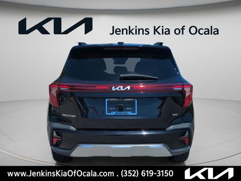 Certified 2024 Kia Seltos SX w/ SX Sunroof Package AWD/4WD image 5