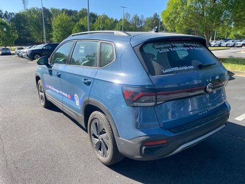 Used 2025 Volkswagen Taos S image 10