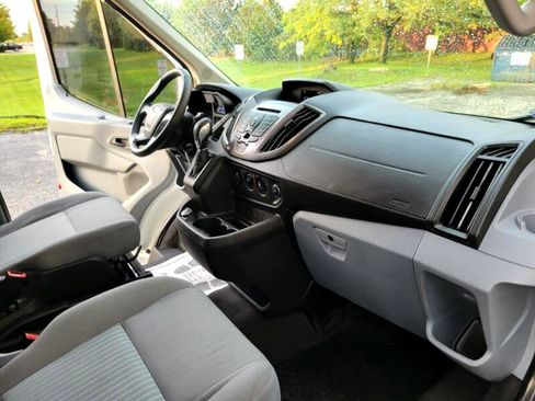 Used 2018 Ford Transit 350 XLT image 56