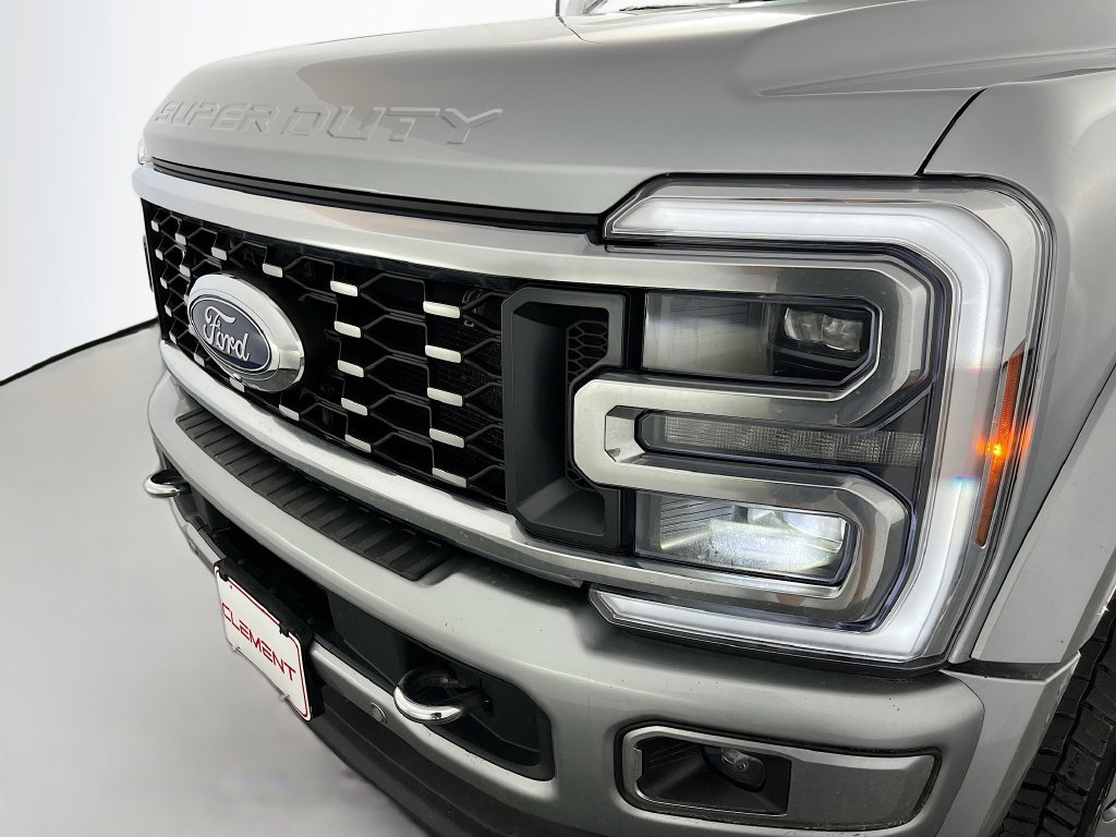 Used 2024 Ford F450 Platinum w/ FX4 Off-Road Package AWD/4WD image 42