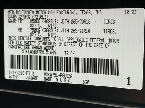 Used 2024 Toyota Tundra SR5 w/ SR5 Convenience Package AWD/4WD image 23
