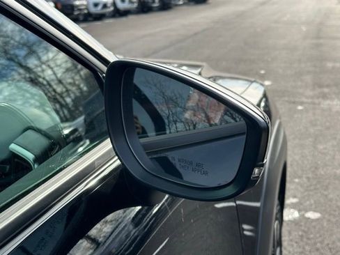 Used 2025 MAZDA CX-50 2.5 Hybrid w/ Premium Plus Pkg image 12