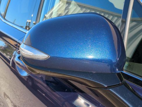 Used 2020 Hyundai Santa Fe Limited image 12