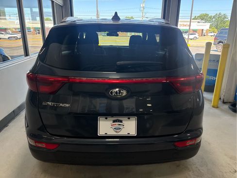 Used 2019 Kia Sportage LX w/ LX Popular Package AWD/4WD image 9
