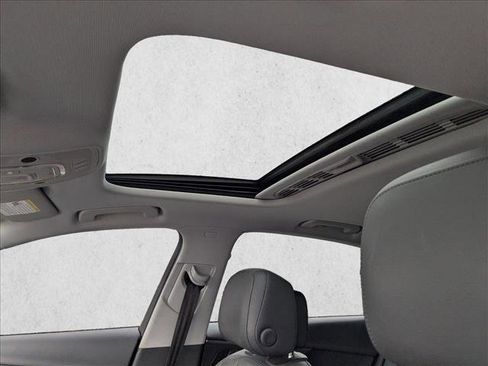 Used 2018 Audi A4 2.0T Ultra Premium Plus w/ Premium Plus Package image 16