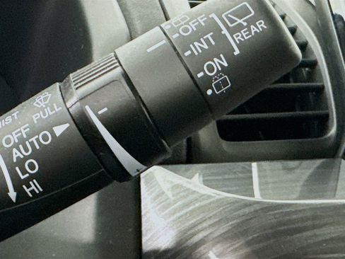 Used 2022 Honda Odyssey Elite image 16