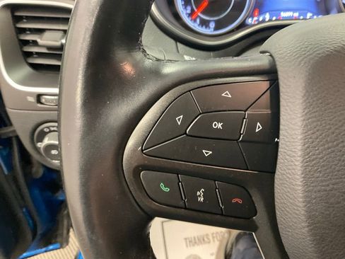 Used 2019 Jeep Cherokee Trailhawk w/ Cold Weather Group image 13