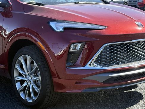 Used 2024 Buick Encore GX Avenir w/ Avenir Technology Package AWD/4WD image 2