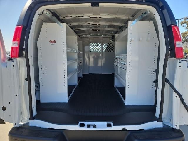 New 2026 Chevrolet Express 2500 Extended w/ Communications Package RWD image 23