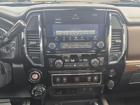 Used 2023 Nissan Titan Platinum Reserve w/ Moonroof Package image 9