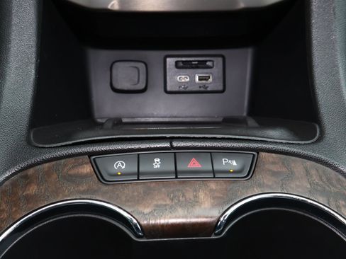 Used 2020 GMC Acadia Denali w/ Technology Package image 27