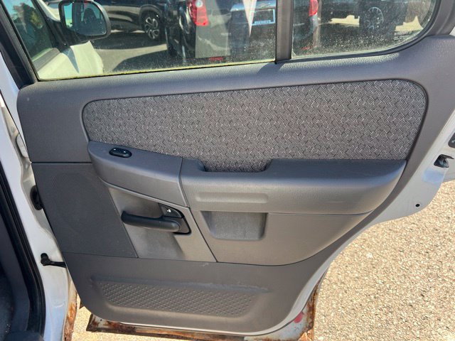 Used 2002 Ford Explorer XLS AWD/4WD image 12