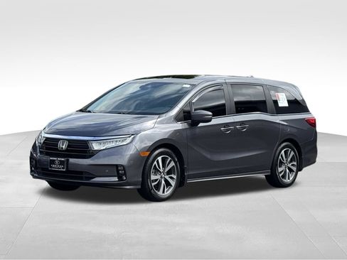 Used 2023 Honda Odyssey Touring image 9