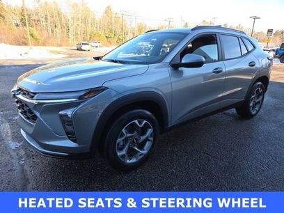 New 2026 Chevrolet Trax LT w/ Driver Confidence Package