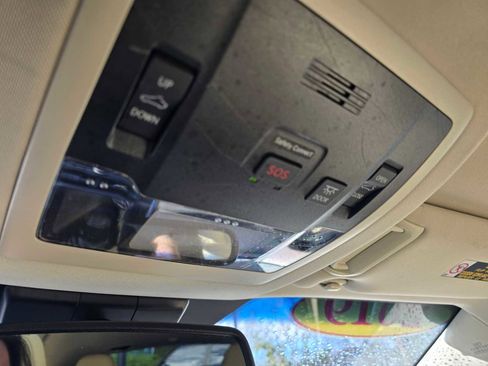 Used 2019 Lexus NX 300h AWD image 35