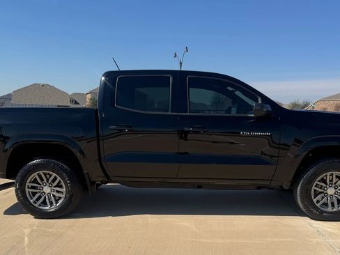 Used 2023 Chevrolet Colorado LT image 10