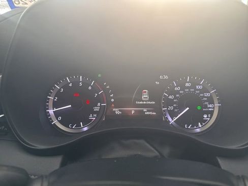 Used 2023 Toyota Highlander LE FWD image 9