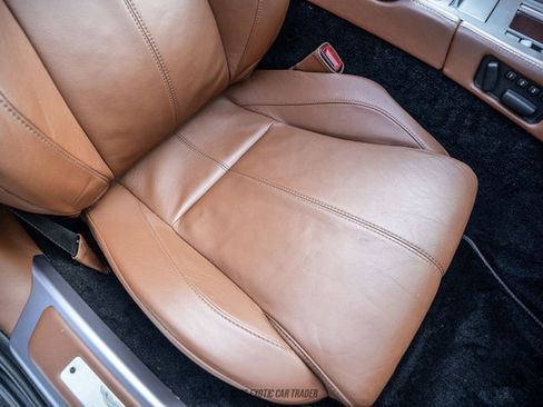 Used 2008 Aston Martin DB9 Volante RWD image 52