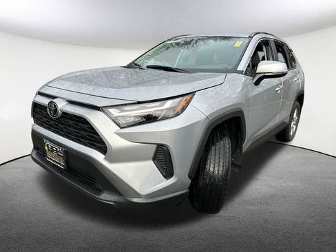 New 2025 Toyota RAV4 XLE image 6