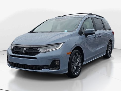 New 2026 Honda Odyssey Touring image 1