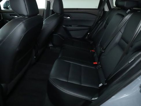 Used 2022 Nissan Rogue SL w/ SL Premium Package image 14