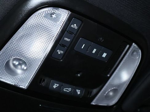 Used 2024 Dodge Durango GT AWD/4WD image 28