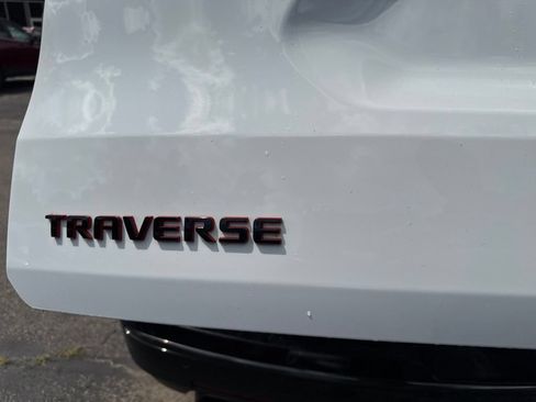 Used 2023 Chevrolet Traverse Premier w/ Redline Edition AWD/4WD image 17