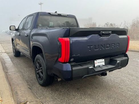 Used 2022 Toyota Tundra SR5 w/ SR5 Convenience Package image 40