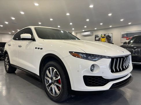 Used 2017 Maserati Levante AWD/4WD image 1