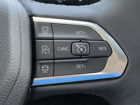 New 2026 Jeep Compass Limited AWD/4WD image 24
