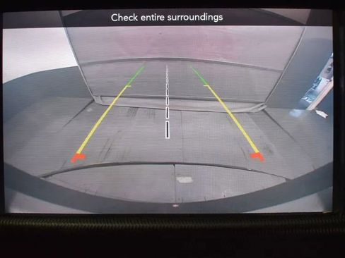 Used 2022 Jeep Wrangler Unlimited Sport image 30