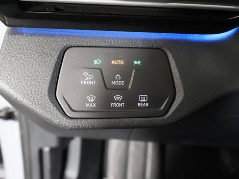 Used 2021 Volkswagen ID.4 Pro S image 35