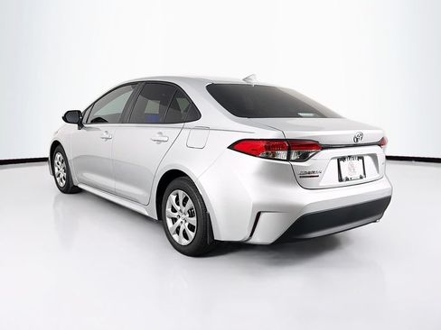 Used 2026 Toyota Corolla LE FWD image 7