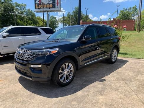 Used 2021 Ford Explorer Limited w/ Equipment Group 301A AWD/4WD image 1