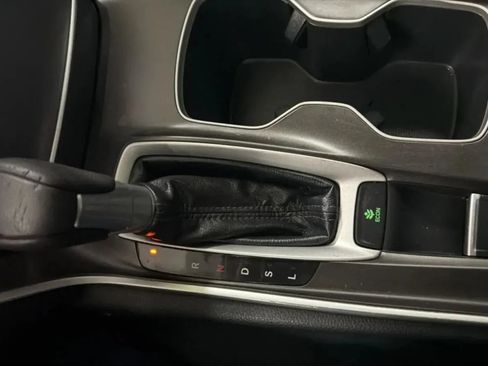 Used 2018 Honda Accord EX image 12