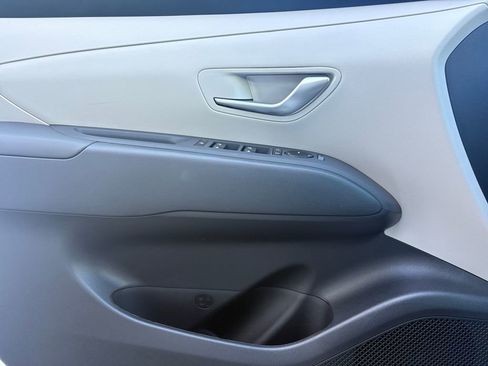 New 2026 Hyundai Tucson SE image 10