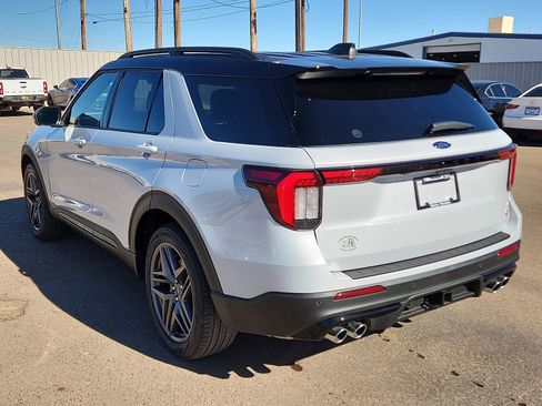 New 2026 Ford Explorer ST w/ Sun And Sound Package image 3