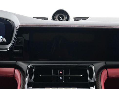 Certified 2025 Porsche Panamera Turbo AWD/4WD image 11